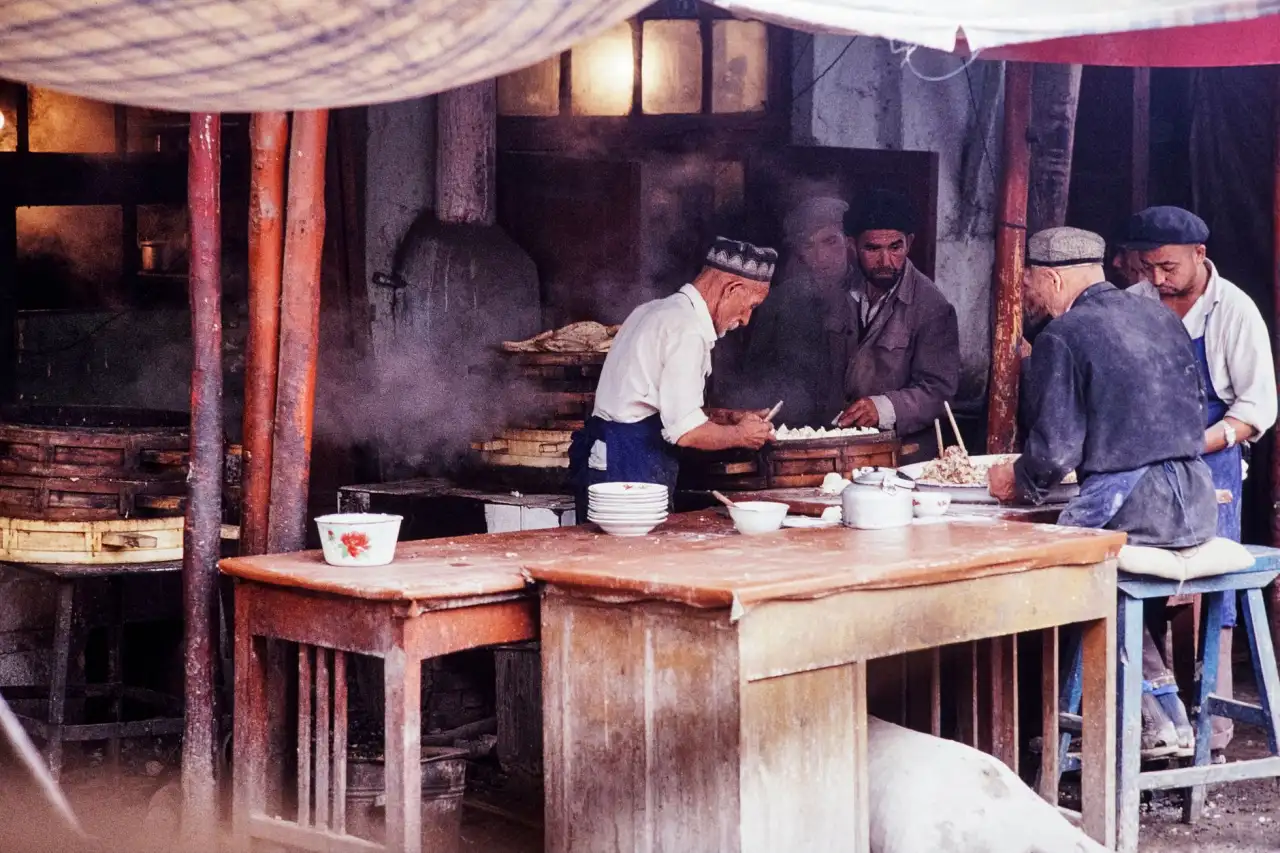 2024年安防监控设备选购指南：湖北商铺企业如何匹配摄像头与录像机